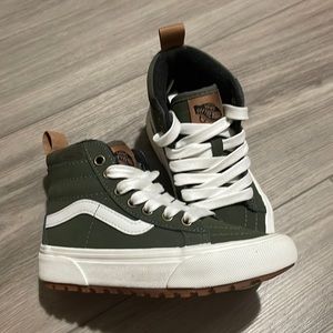 Vans MTE olive 11.5 toddler